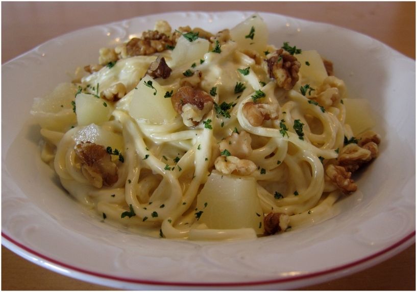Spaghetti al Gorgonzola mit Birne und Walnuss - Muttis Kochblog